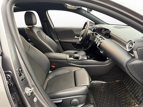 Mercedes-Benz A180 19 of 27