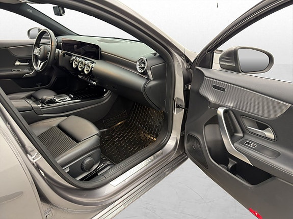 Mercedes-Benz A180 20 of 27