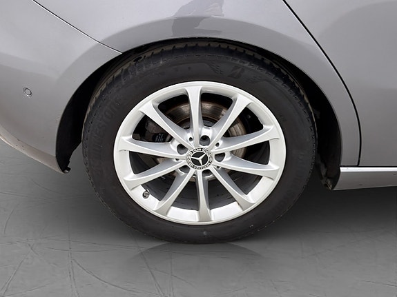 Mercedes-Benz A180 26 of 27
