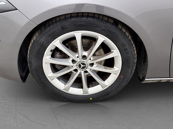 Mercedes-Benz A180 24 of 27