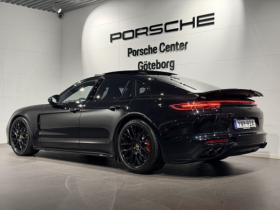 Porsche Panamera GTS 5 of 30