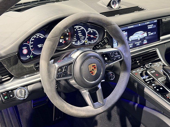 Porsche Panamera GTS 15 of 30