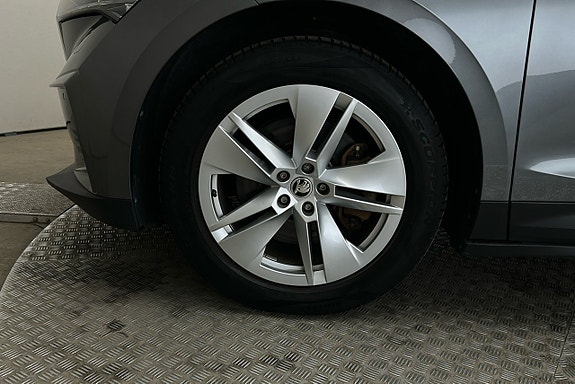 Skoda Enyaq 12 of 26