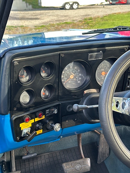 Chevrolet K10 9 of 14