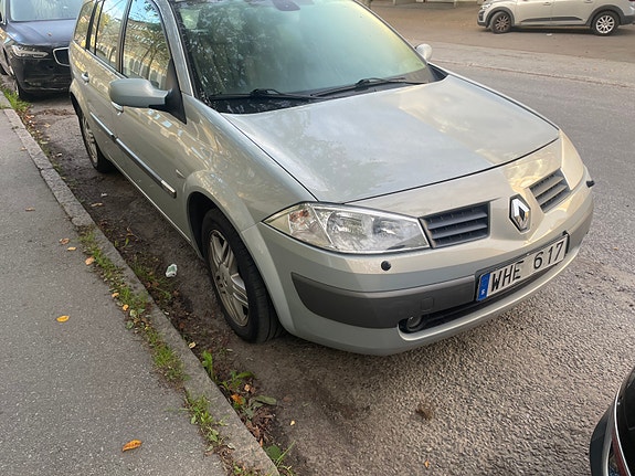 Renault Megane II 2 of 13