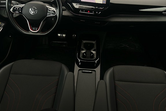 Volkswagen ID.4 GTX 9 of 26