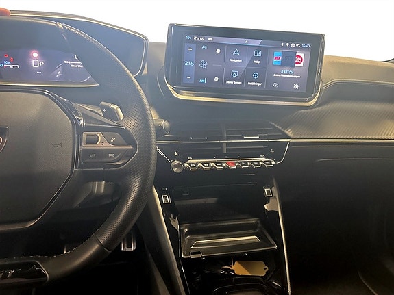 Peugeot 2008 9 of 15