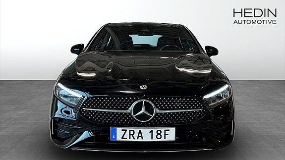Mercedes-Benz A200 8 of 13