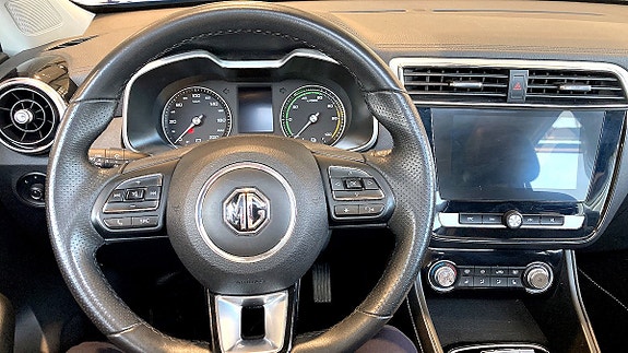 MG ZS EV 10 of 12