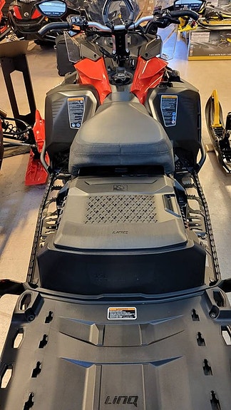 Ski-doo Skandic WT 900 ACE 3 of 4