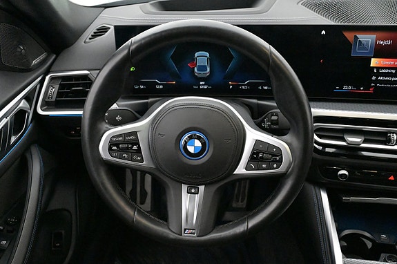 BMW i4 7 of 27