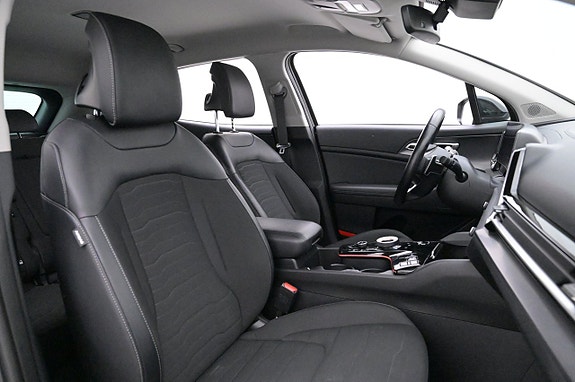Kia Sportage 12 of 27
