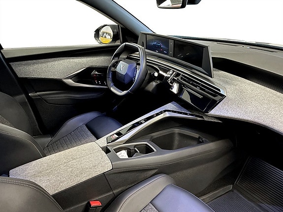 Peugeot 3008 11 of 15