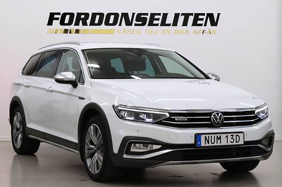 Volkswagen Passat Alltrack 3 of 30