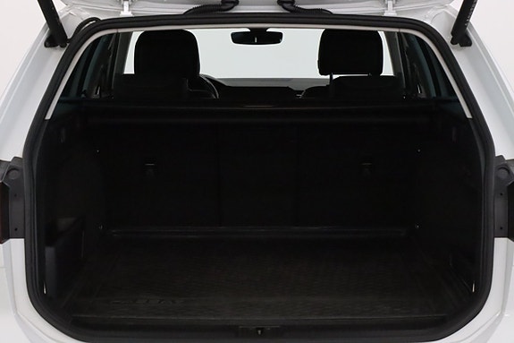 Volkswagen Passat Alltrack 30 of 30