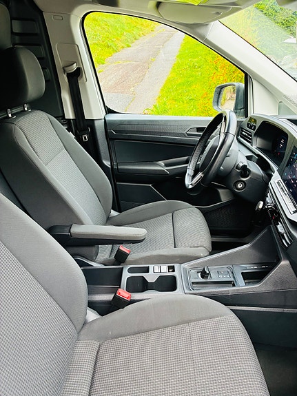 Volkswagen Caddy Maxi 5 of 7
