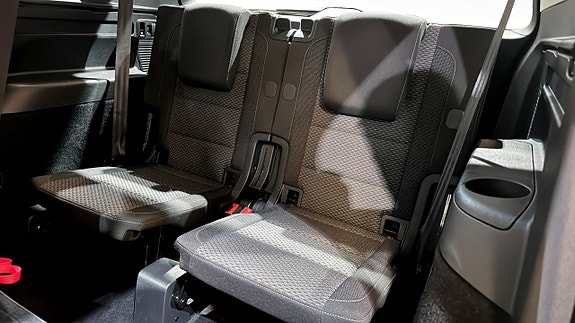 Volkswagen Touran 14 of 19
