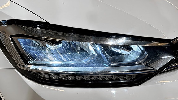 Volkswagen Touran 16 of 19