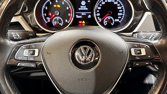 Volkswagen Touran 18 of 19