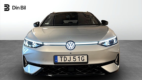 Volkswagen ID.7 4 of 12