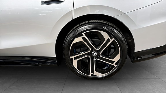 Volkswagen ID.7 6 of 12