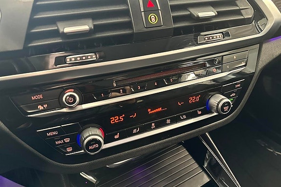 BMW X3 13 of 14
