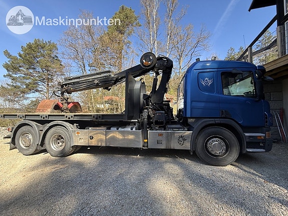 SCANIA P400LB6X2*4HNA Kranväxlare med flak och skopa 2 of 27
