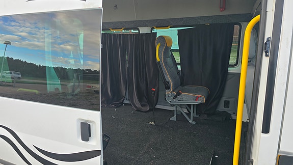 Ford Transit 7 of 12