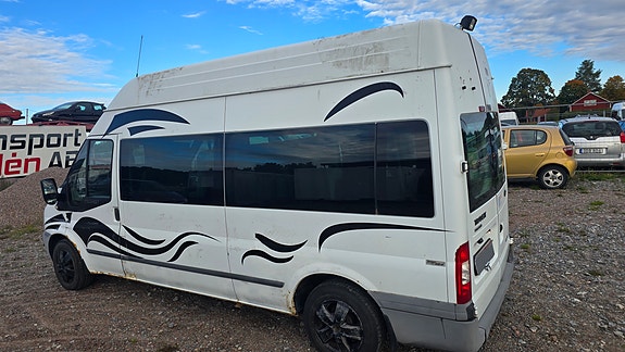 Ford Transit 3 of 12