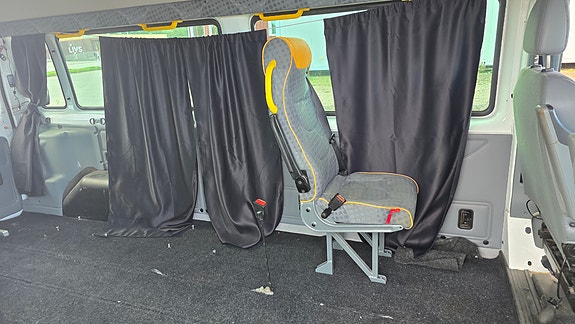 Ford Transit 10 of 12