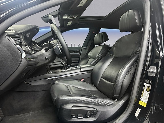 BMW 750Li 11 of 25