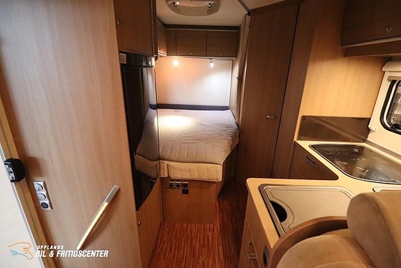 Bürstner T664 / AC Bodel / Taksäng 7 of 11