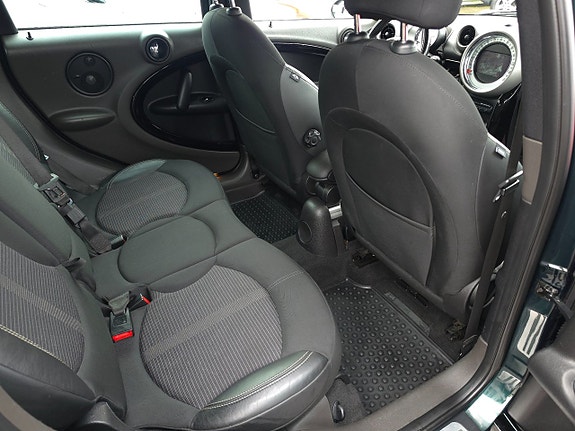 MINI Countryman Cooper S 10 of 13