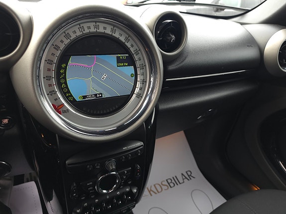 MINI Countryman Cooper S 11 of 13