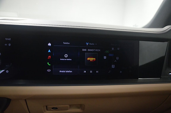 Porsche Cayenne 17 of 22