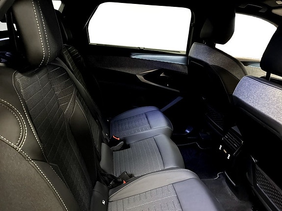 Peugeot 5008 15 of 19