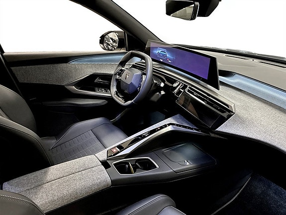 Peugeot 5008 14 of 19