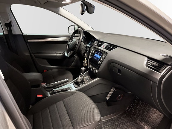 Skoda Octavia Scout 9 of 10