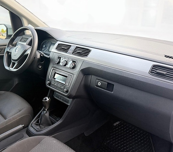 Volkswagen Caddy 10 of 14