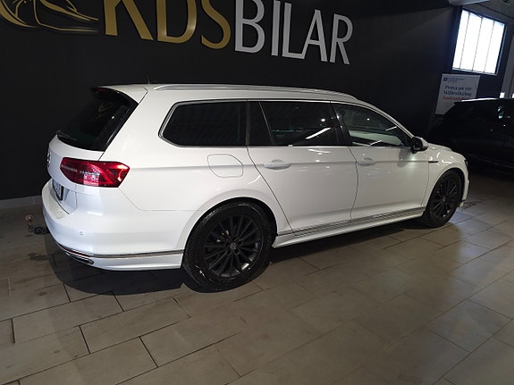 Volkswagen Passat 5 of 13
