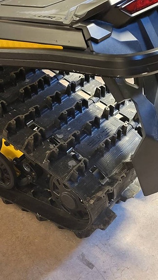 Ski-doo Tundra LE 600 ACE 3 of 4