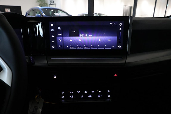 Opel Frontera 23 of 26