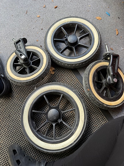 Product image 1 of 8