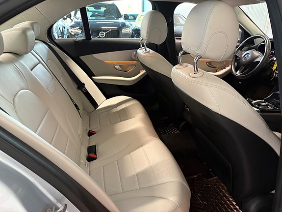 Mercedes-Benz C 350 e 19 of 20