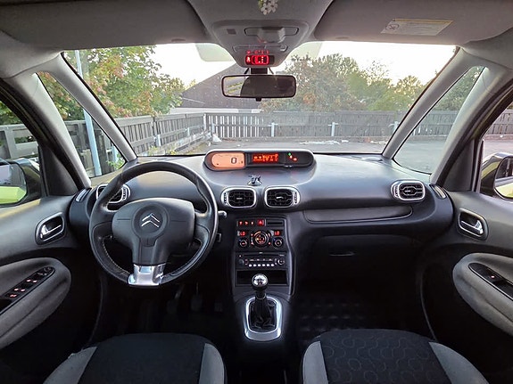 Citroen C3 Picasso 4 of 6