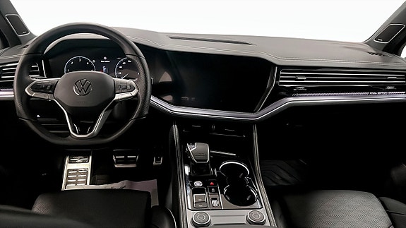 Volkswagen Touareg 10 of 12