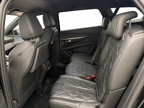 Peugeot 5008 16 of 30