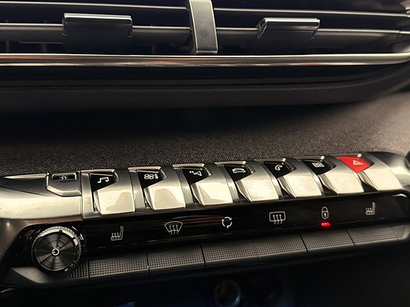 Peugeot 5008 23 of 30