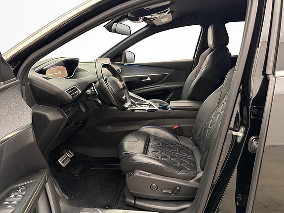 Peugeot 5008 18 of 30