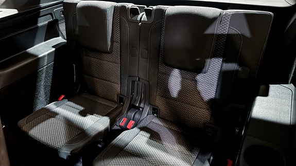 Volkswagen Touran 22 of 22